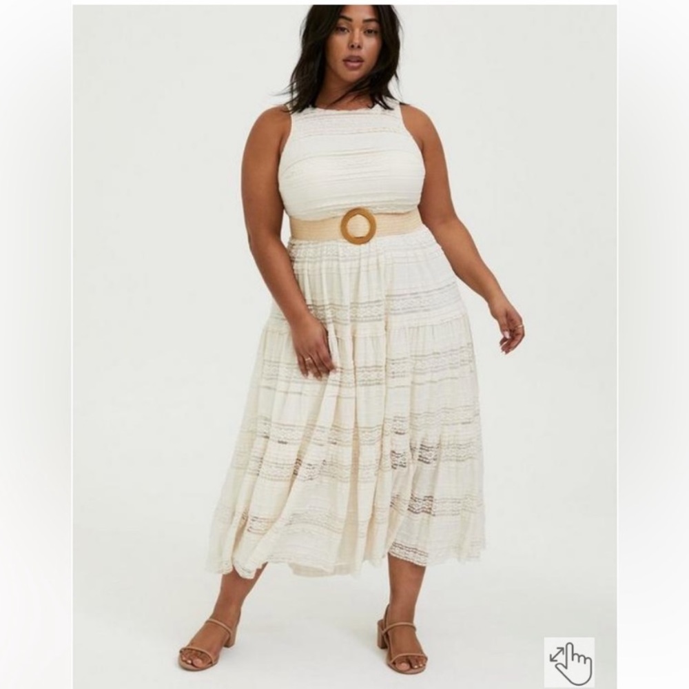[xL -16/18] Torrid Cream Maxi Dress with Lace Detail